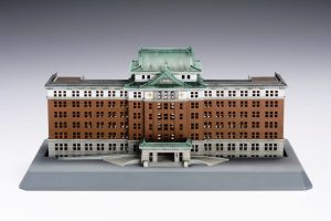 1/500 愛知県庁 本庁舎（2012年、ファインモールド）